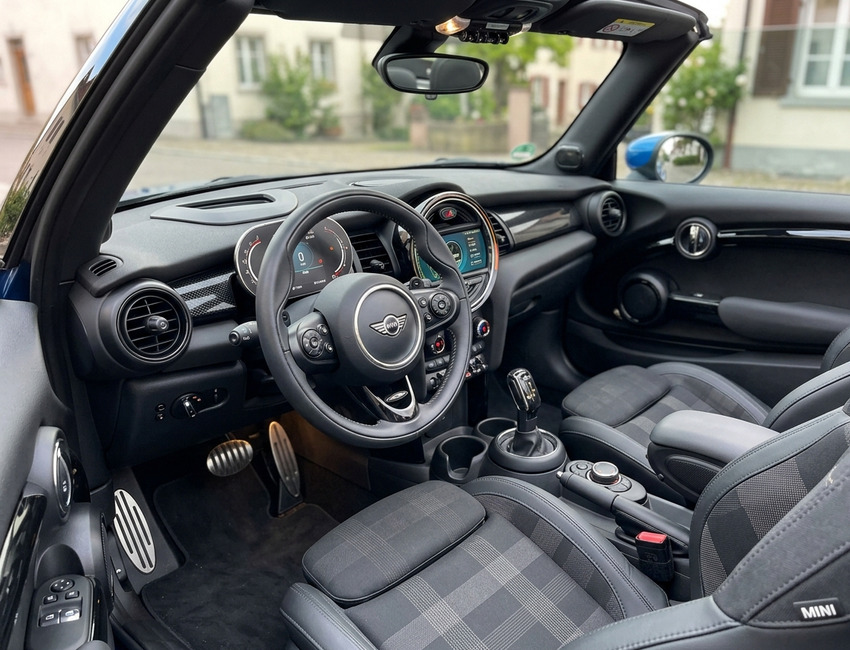 Аренда MINI Cooper Cabriolet